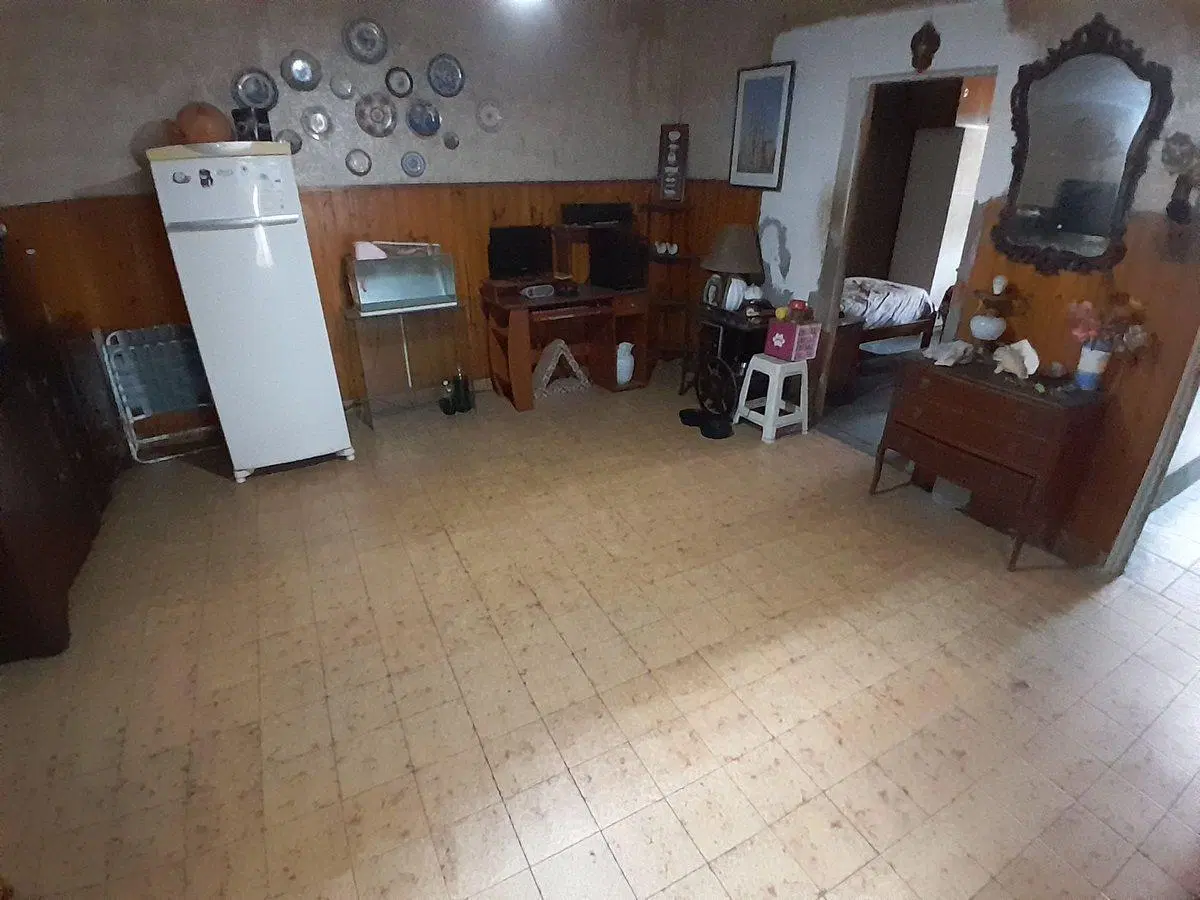 VENTA CASA 2 DORM Y PATIO EN BARRIO CANDIOTI 8