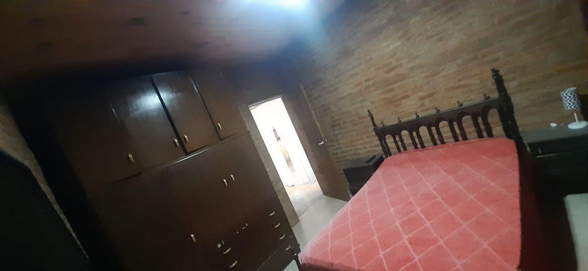 Foto de Casa en Barrio Los Paraísos a una cuadra del rio., imagen 3