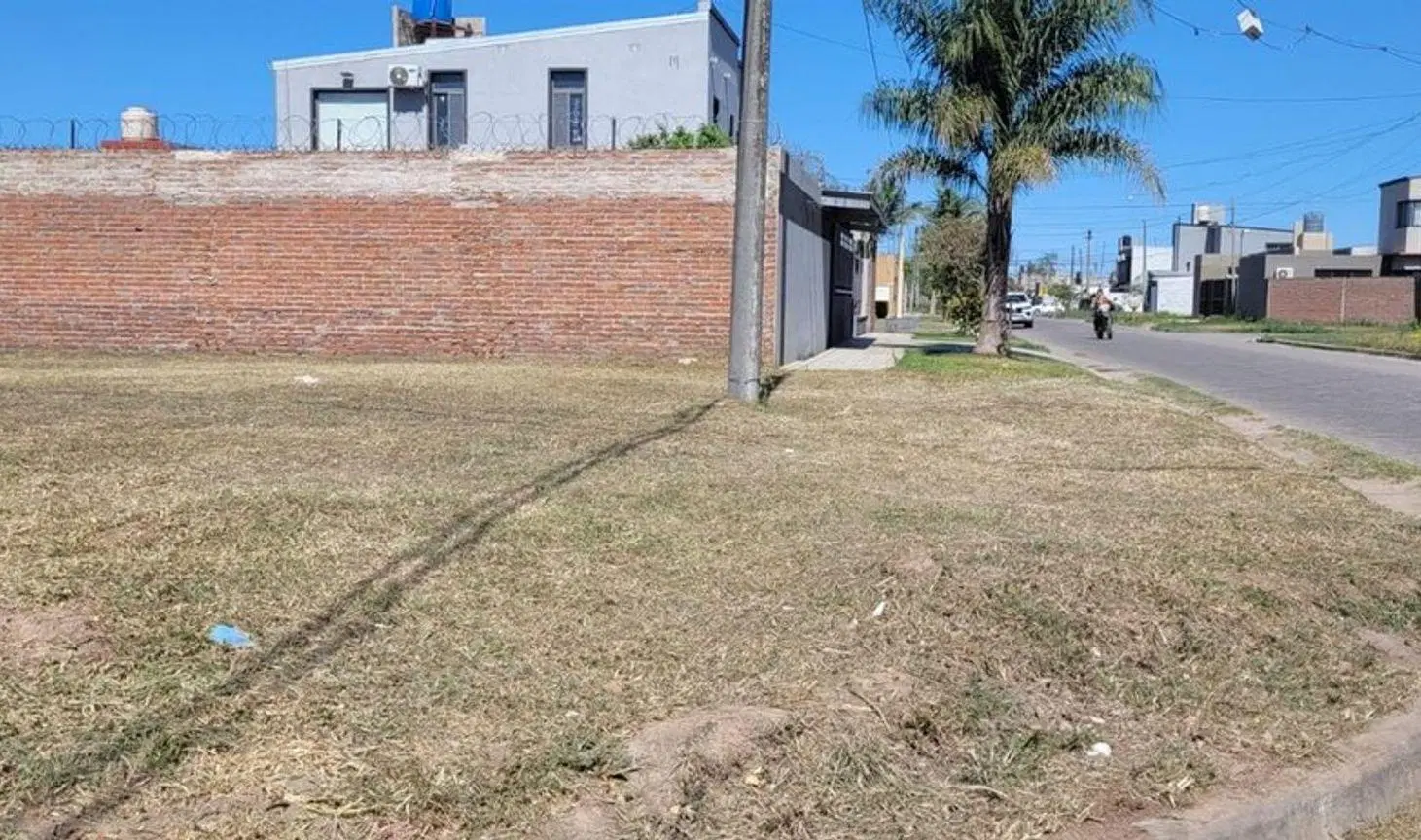 Terreno Rivadavia 8300 esquina Beruti 4