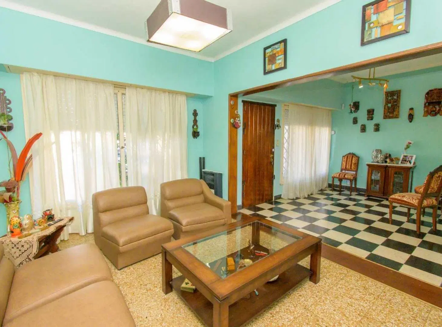 CASA 5 DORMITORIOS A UNA CUADRA DE A DEL VALLE 3