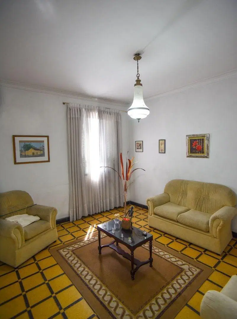 VENTA CASA DE 3 DORMITORIOS EN CONSTITUYENTES 8