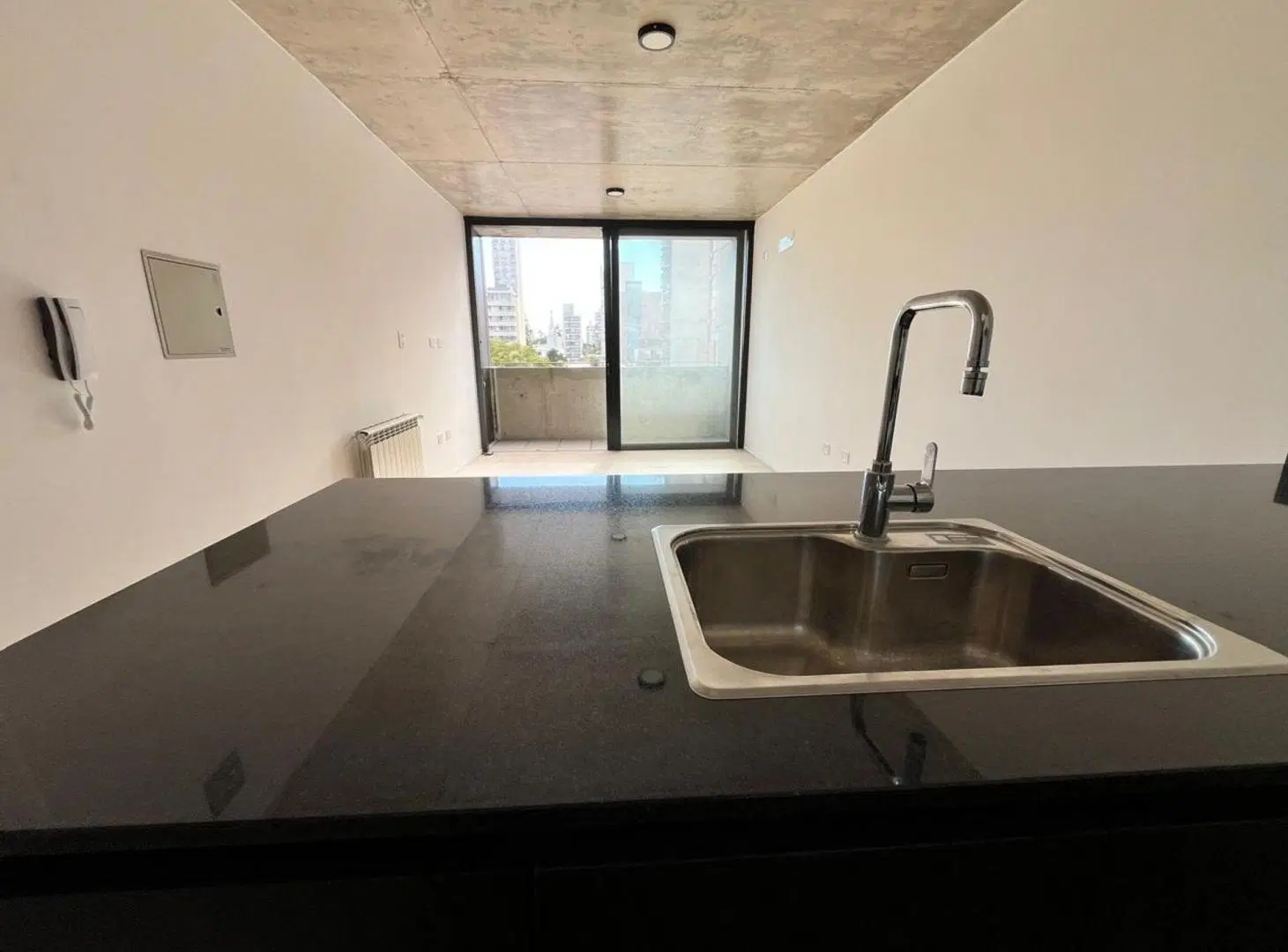 DEPTO DE 1 DORMITORIO A ESTRENAR B. CONSTITUYENTES 4