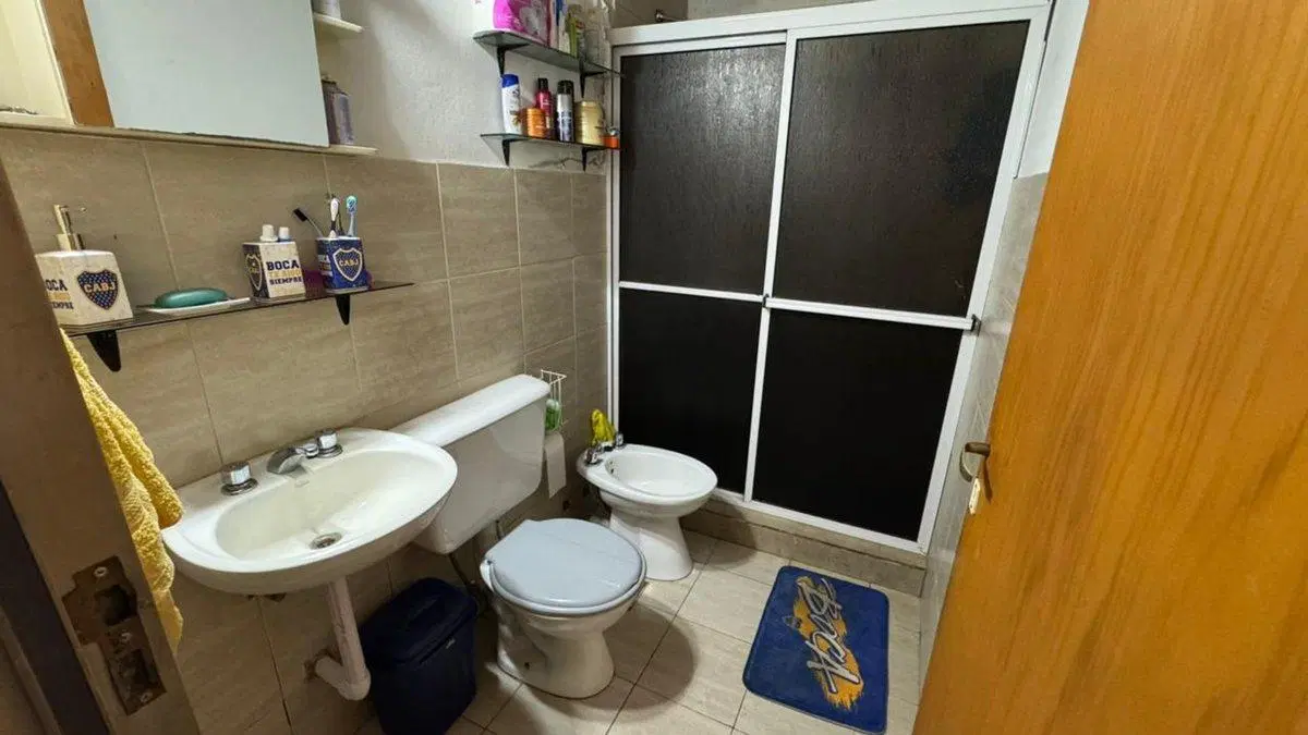 Casa en venta de 3 dorm, patio y pileta en SJN 8