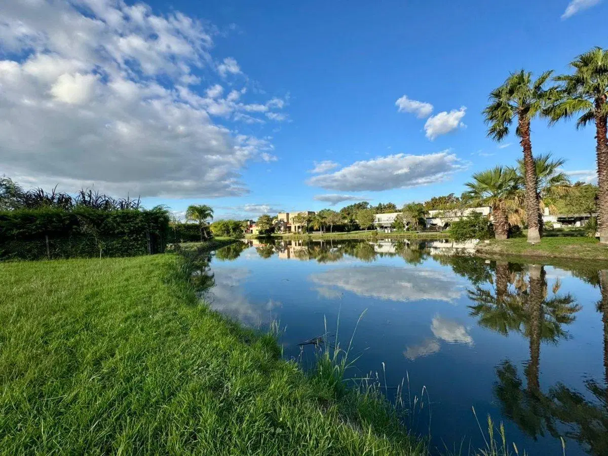 Lote en venta en Barrio Privado Dos Lagunas 4