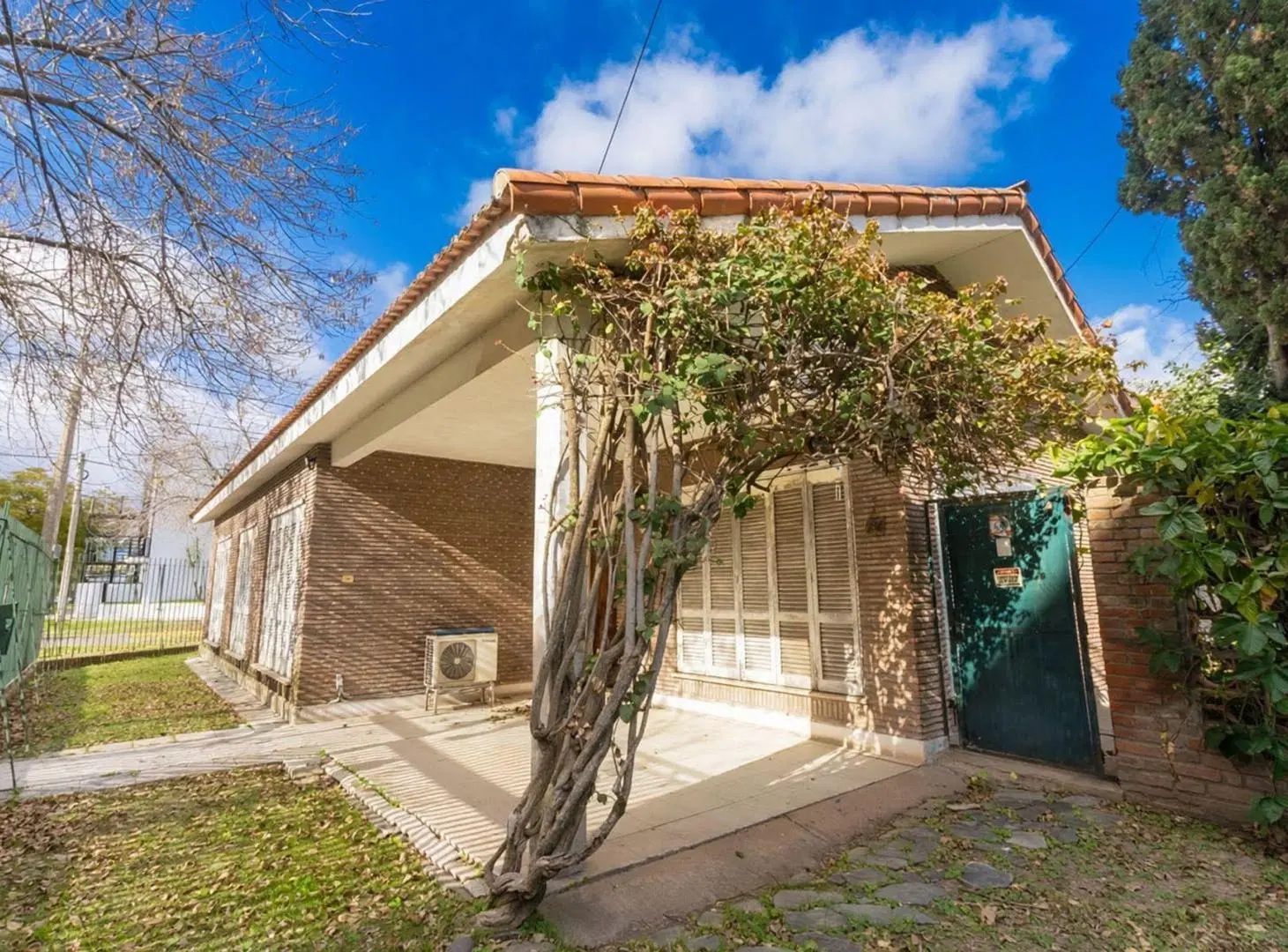 CASA EN VENTA - BARRIO GUADALUPE 4