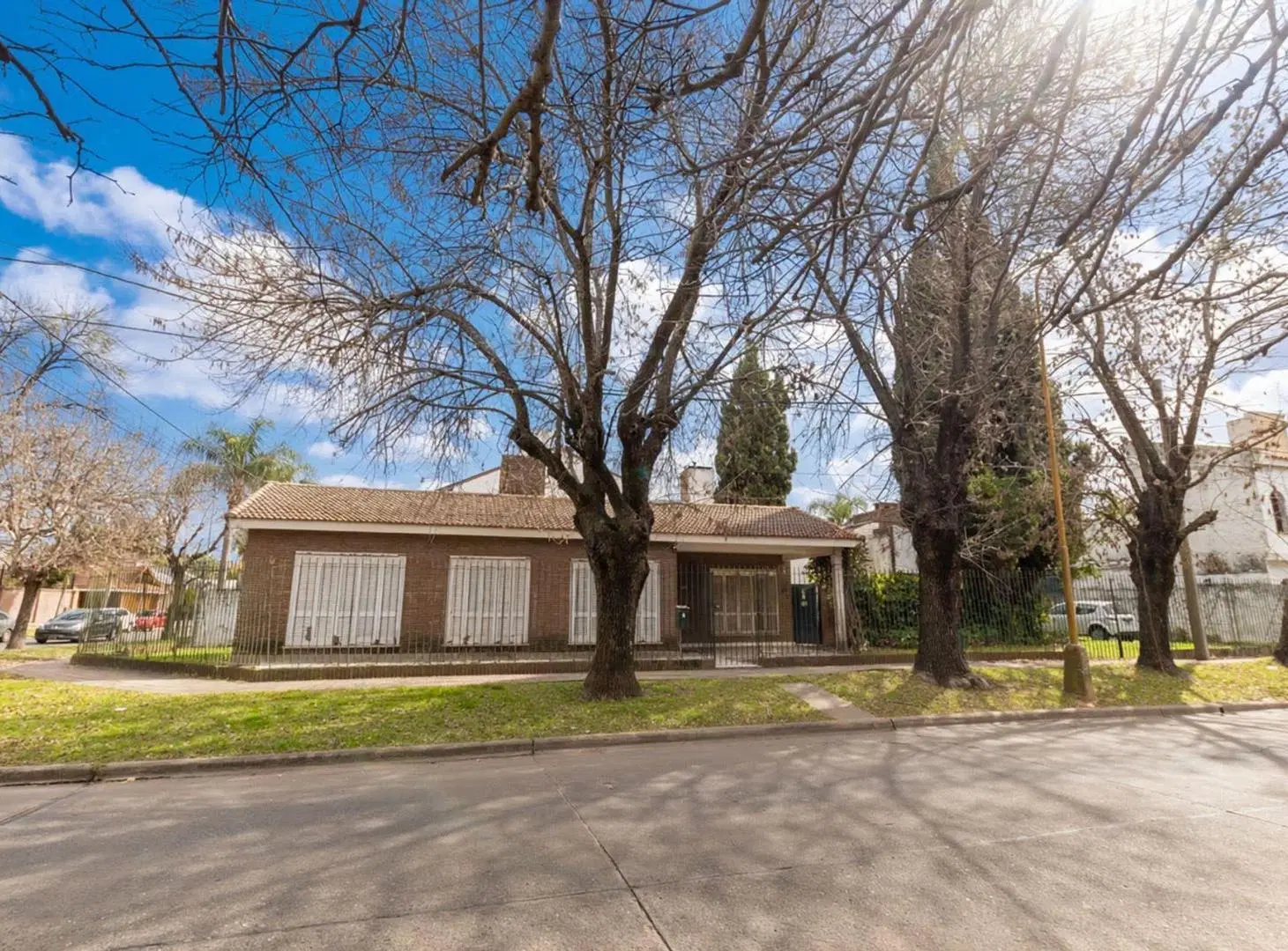 CASA EN VENTA - BARRIO GUADALUPE 2
