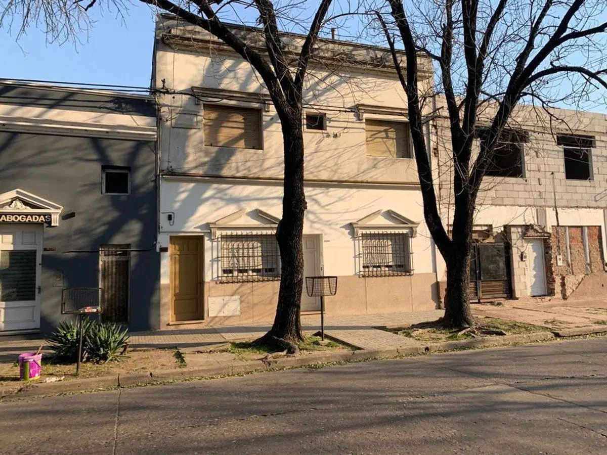 Planta Alta con patio a mts de Boulevard 3