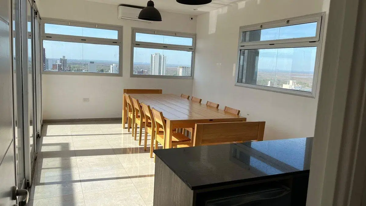 DEPTO 1 DORMITORIO CON COCHERA PISO 8 VISTA ESTE 4