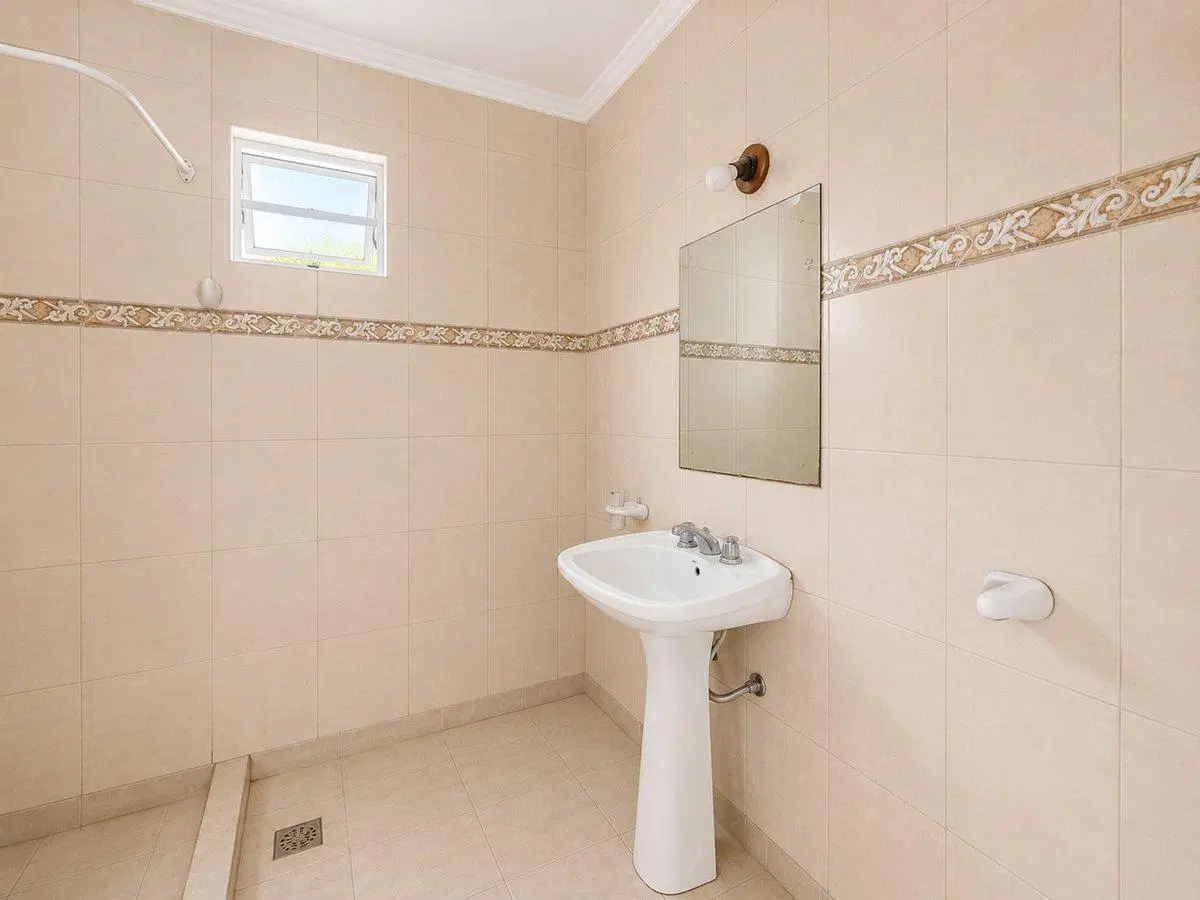 Dúplex PH en Villa Dora · 2 dorm. - cochera. 5