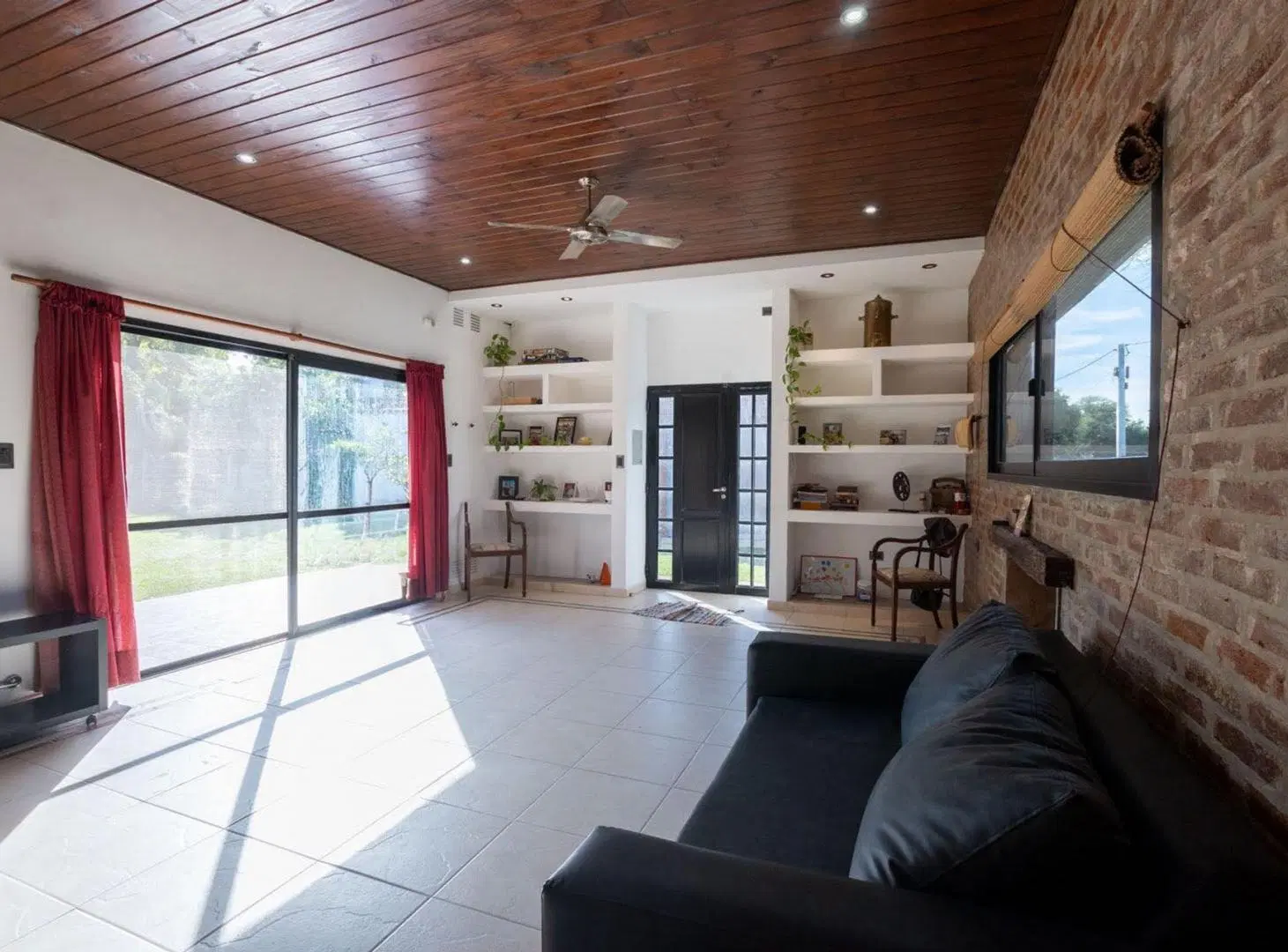 ZONA EL MATE: CASA DE 3 DORMITORIOS CON PILETA 8