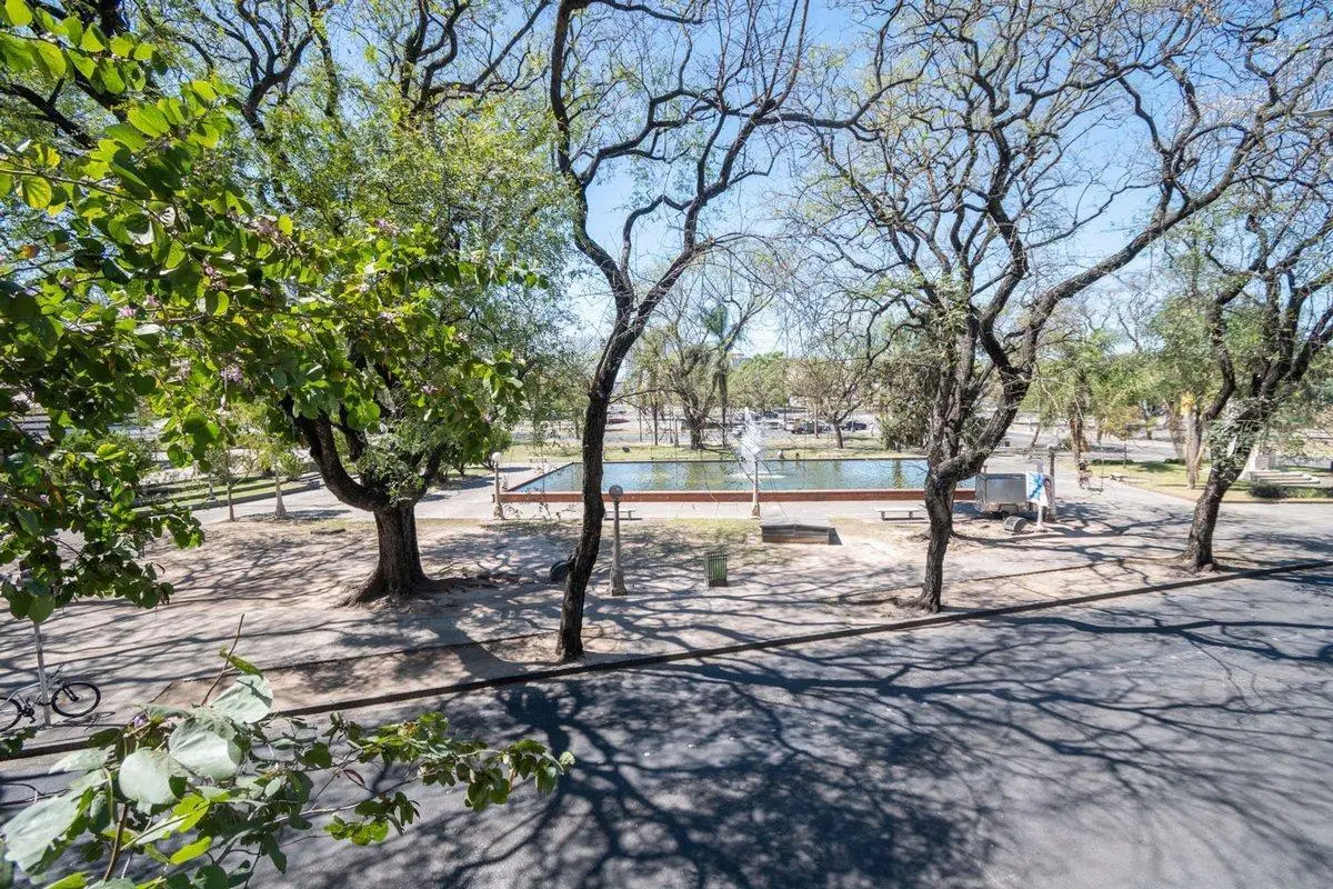 OFICINAS Y COCHERA EN VENTA 4