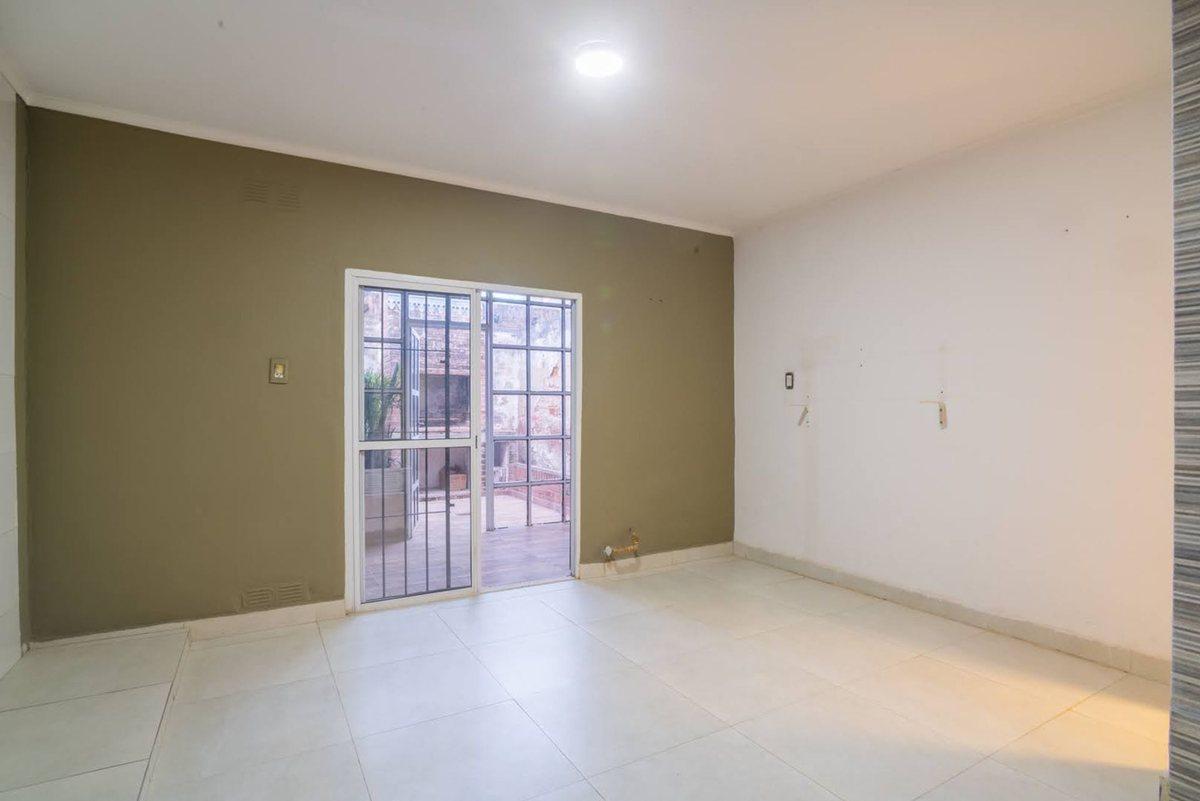 Foto de Venta Duplex con cochera 2 dormi y patio Santa Fe, imagen 4