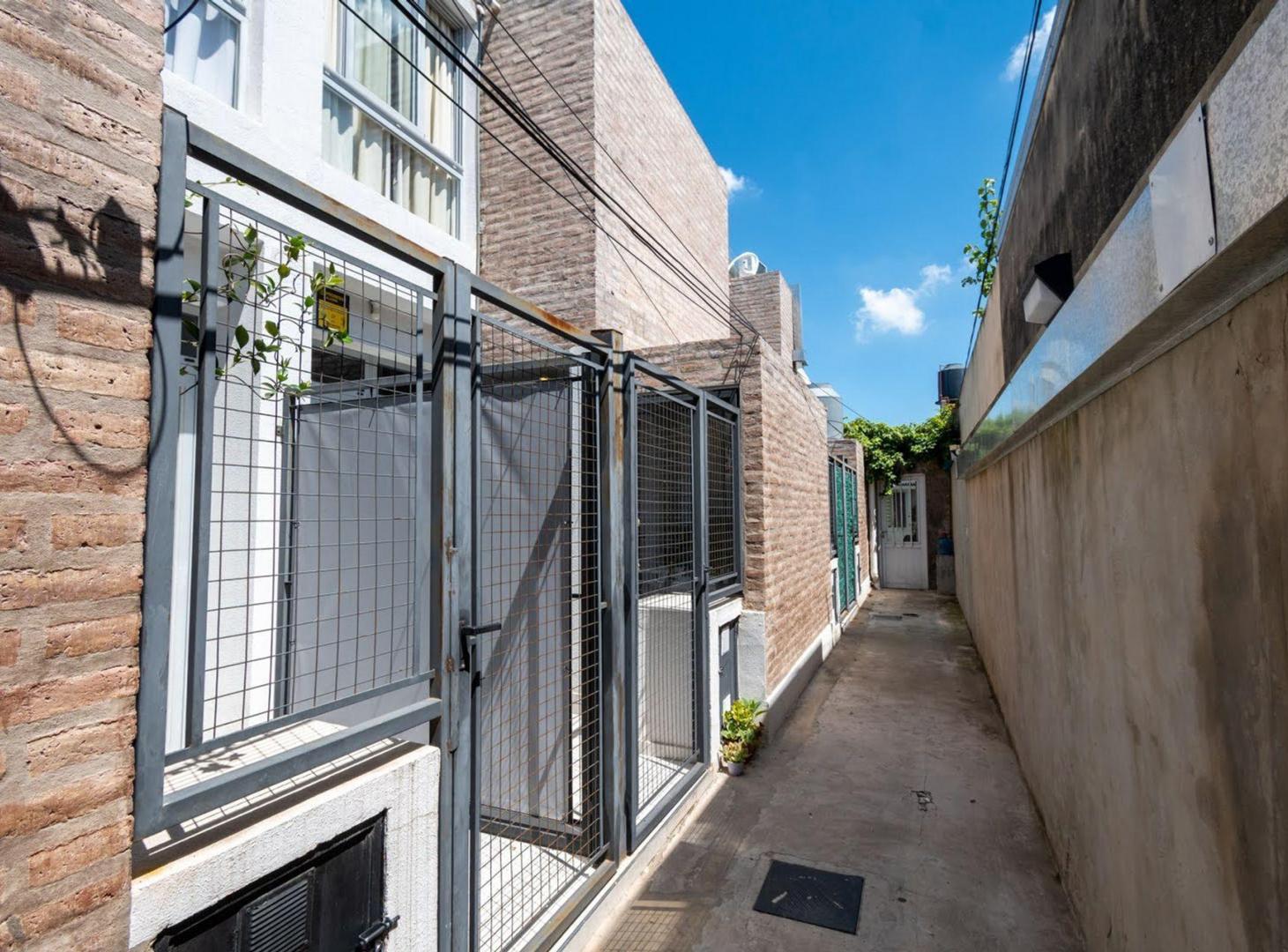 Foto de Se vende Dúplex en Barrio Sargento Cabral!, imagen 2