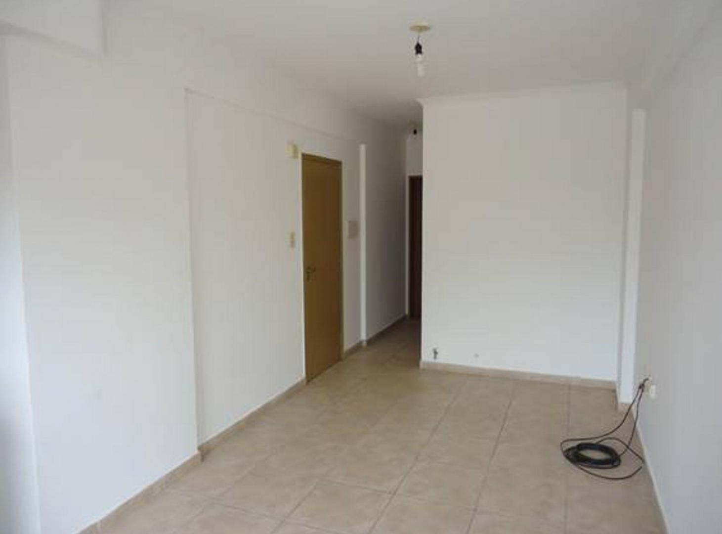 Foto de VENTA DPTO 1 DORMITORIO FRENTE A CONSTITUYENTES, imagen 2