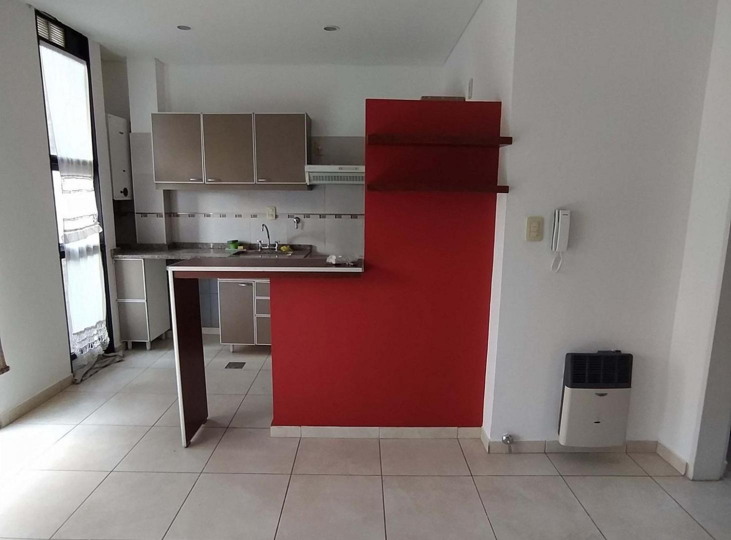 Foto de DPTO DE UN DORMITORIO EN VENTA EN B° STO. CABRAL, imagen 2