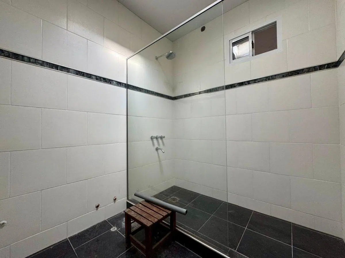 VENTA CASA A REFACCIONAR EN SJN 3