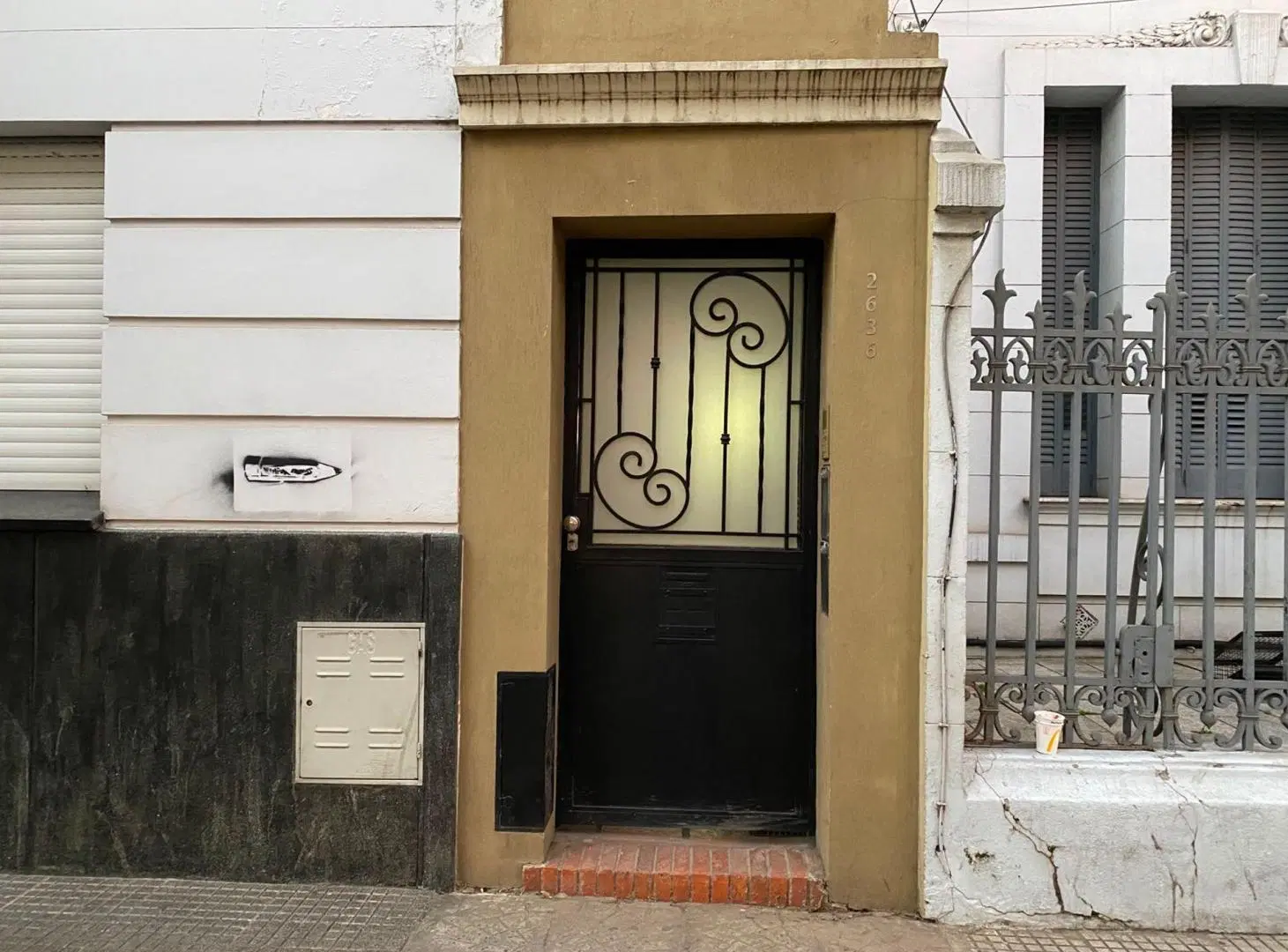 INTERNO DE DOS DORMITORIOS SOBRE BV PELLEGRINI 1