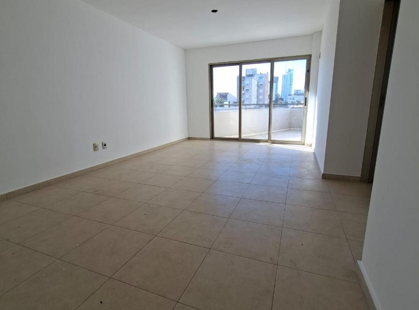 Foto de Celestino VIII. Dpto de 2 dorm y 2 baños. Centro., imagen 3