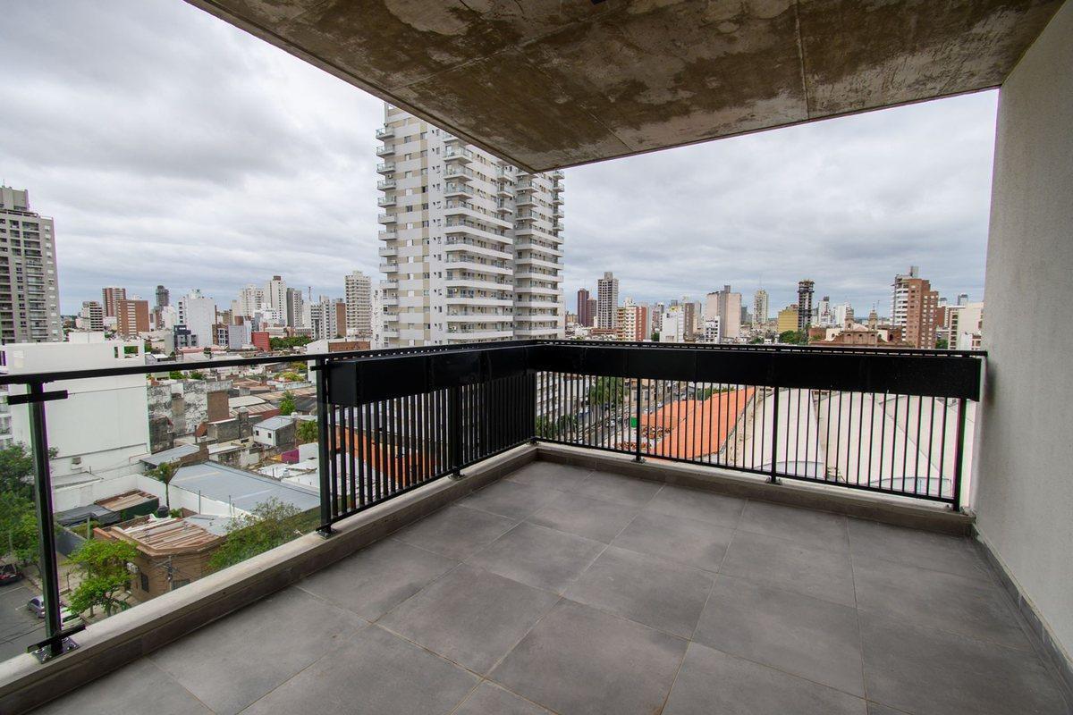 Foto de VENTA - PISO DE 3 DORMITORIOS CON COCHERA, imagen 2