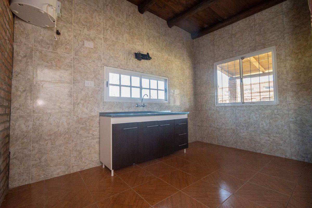 Foto de QUINTA A ESTRENAR EN ARROYO LEYES - 3 DORMITORIOS, imagen 2