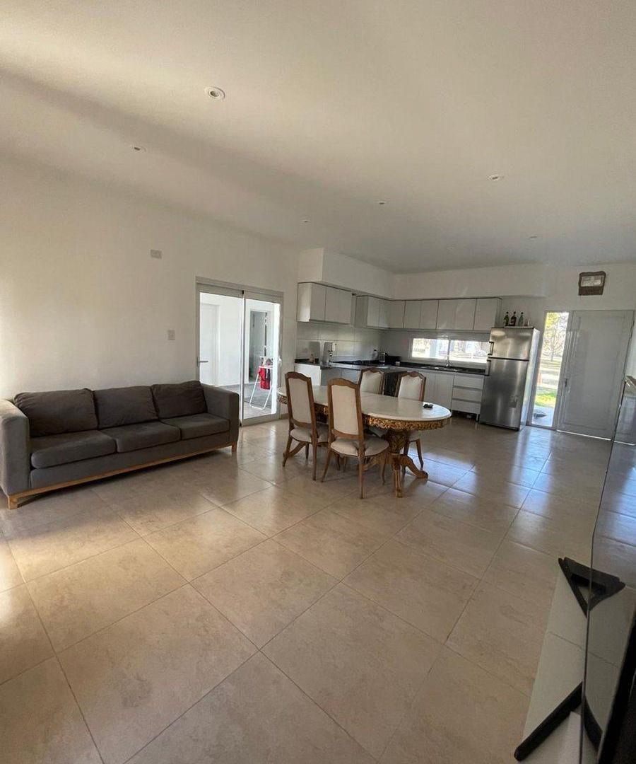 Foto de CASA EN VENTA EN COUNTRY LOS MOLINOS, imagen 2