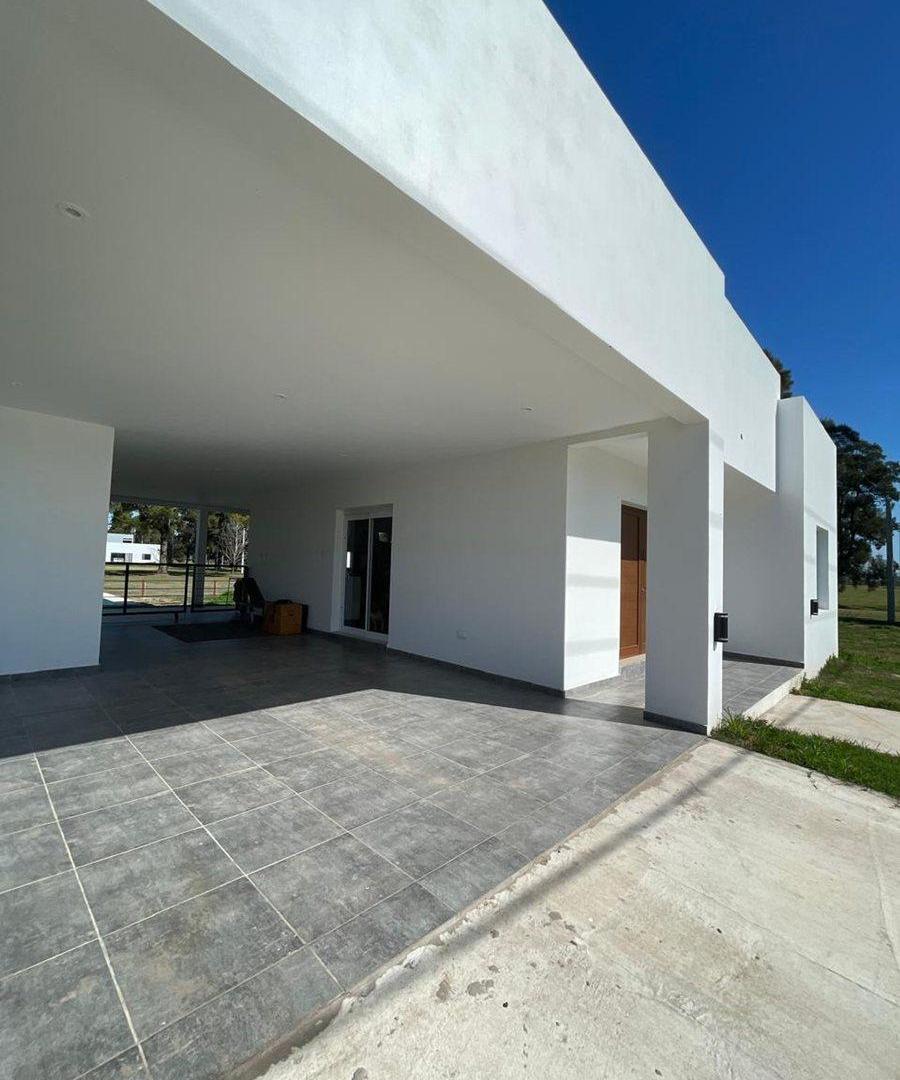 Foto de CASA EN VENTA EN COUNTRY LOS MOLINOS, imagen 1
