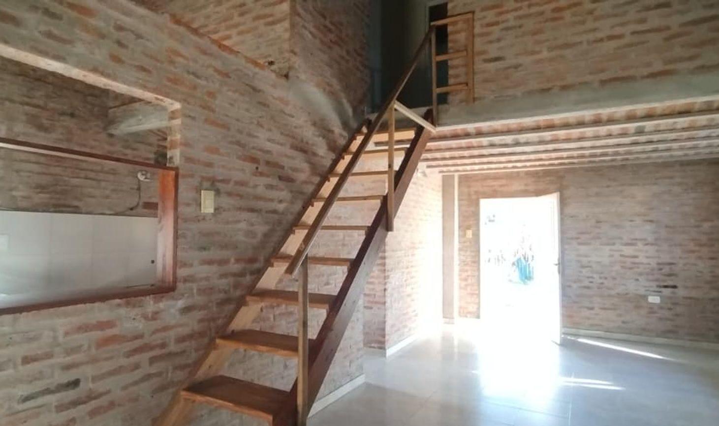 Foto de Casa con pileta y gran patio en Arroyo Leyes, imagen 4