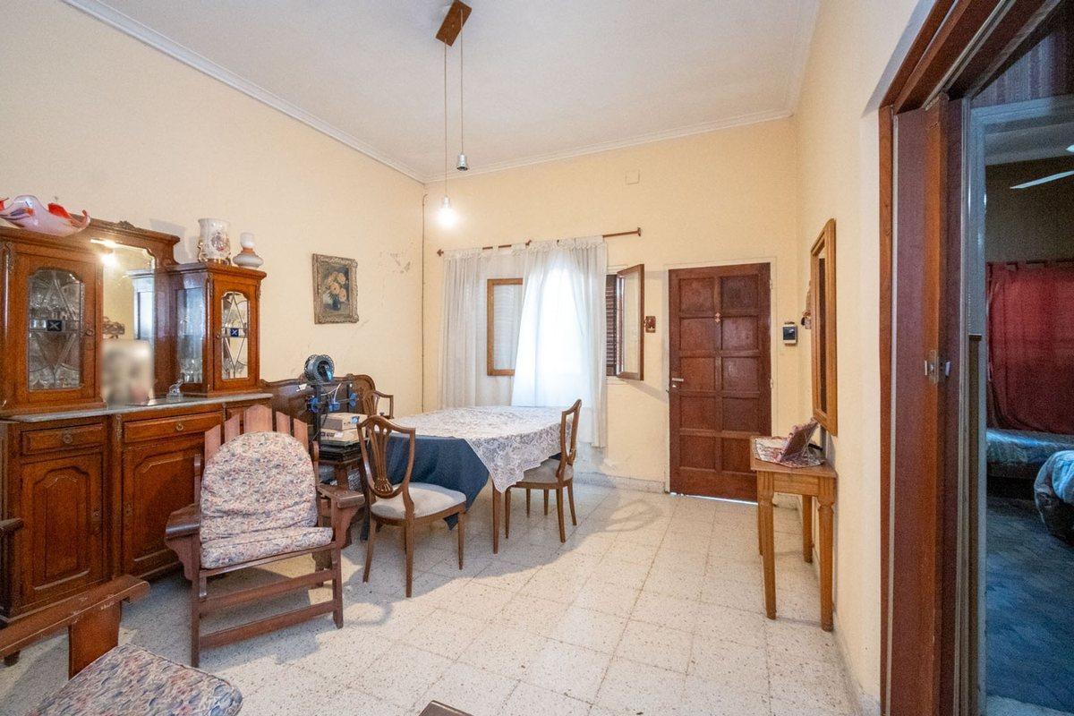 Foto de VENTA CASA DE 3 DORM Y PATIO EN CANDIOTI NORTE, imagen 1