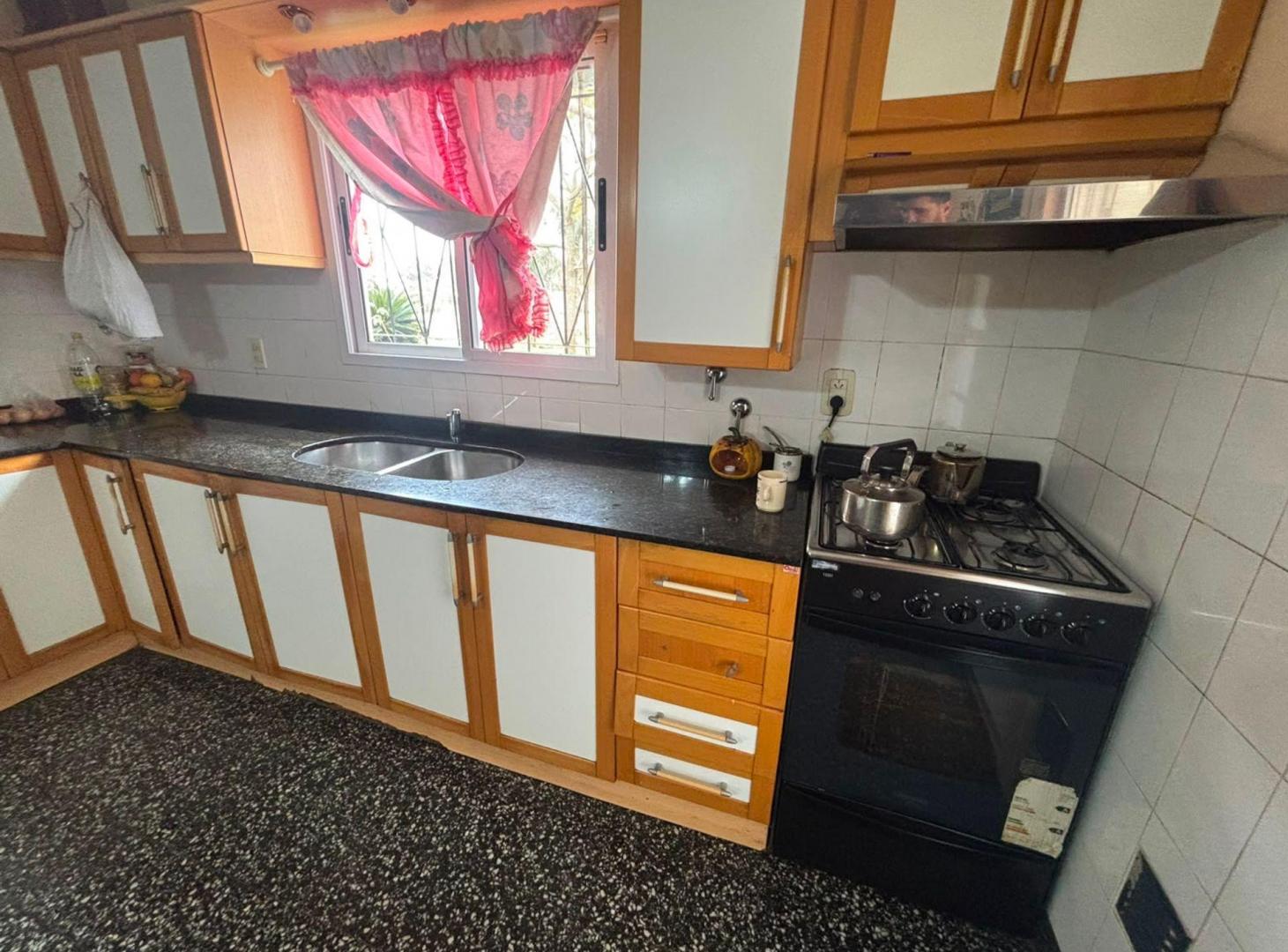Foto de CASA CON AMPLIO TERRENO EN CORONDA, imagen 4