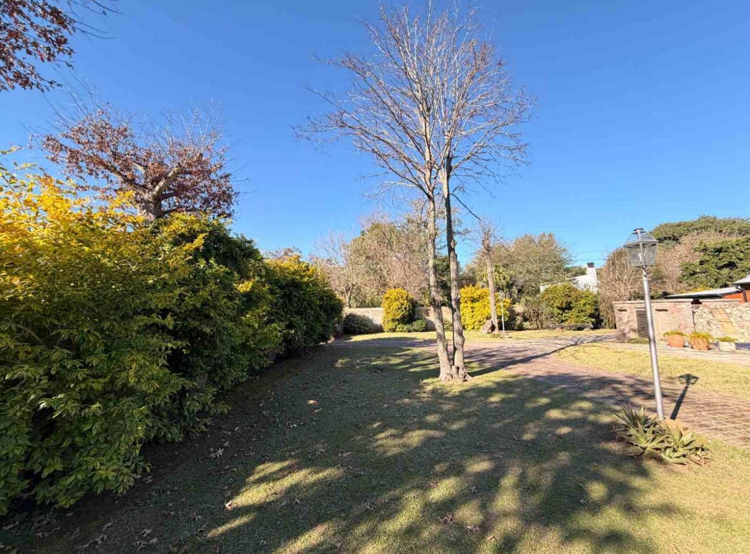 Foto de VENTA CASA EN ALTOS DEL SAUCE - EXCELENTE ESTADO, imagen 3