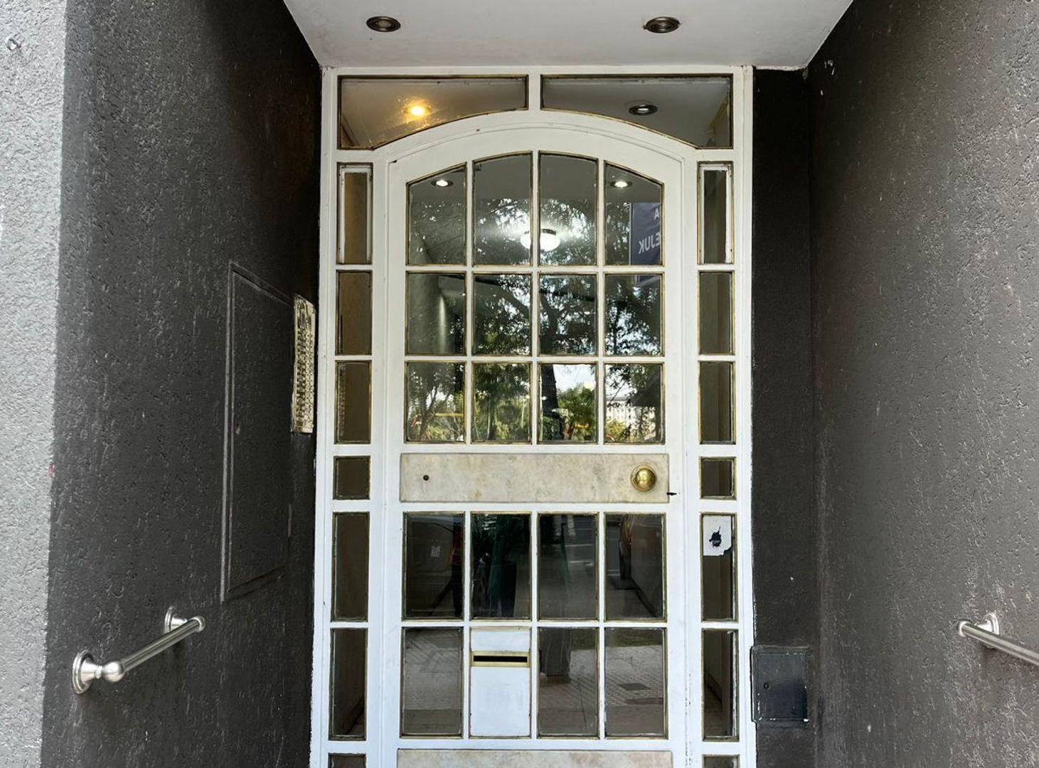Foto de SE VENDE DPTO 1 DORMITORIO SOBRE CALLE RIVADAVIA, imagen 2