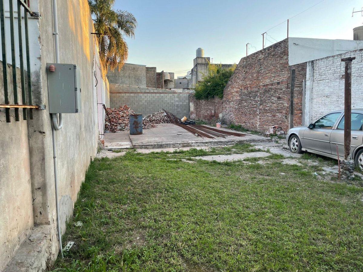 Foto de VENTA TERRENO PARA CONSTRUIR - (8 X 27.3), imagen 2