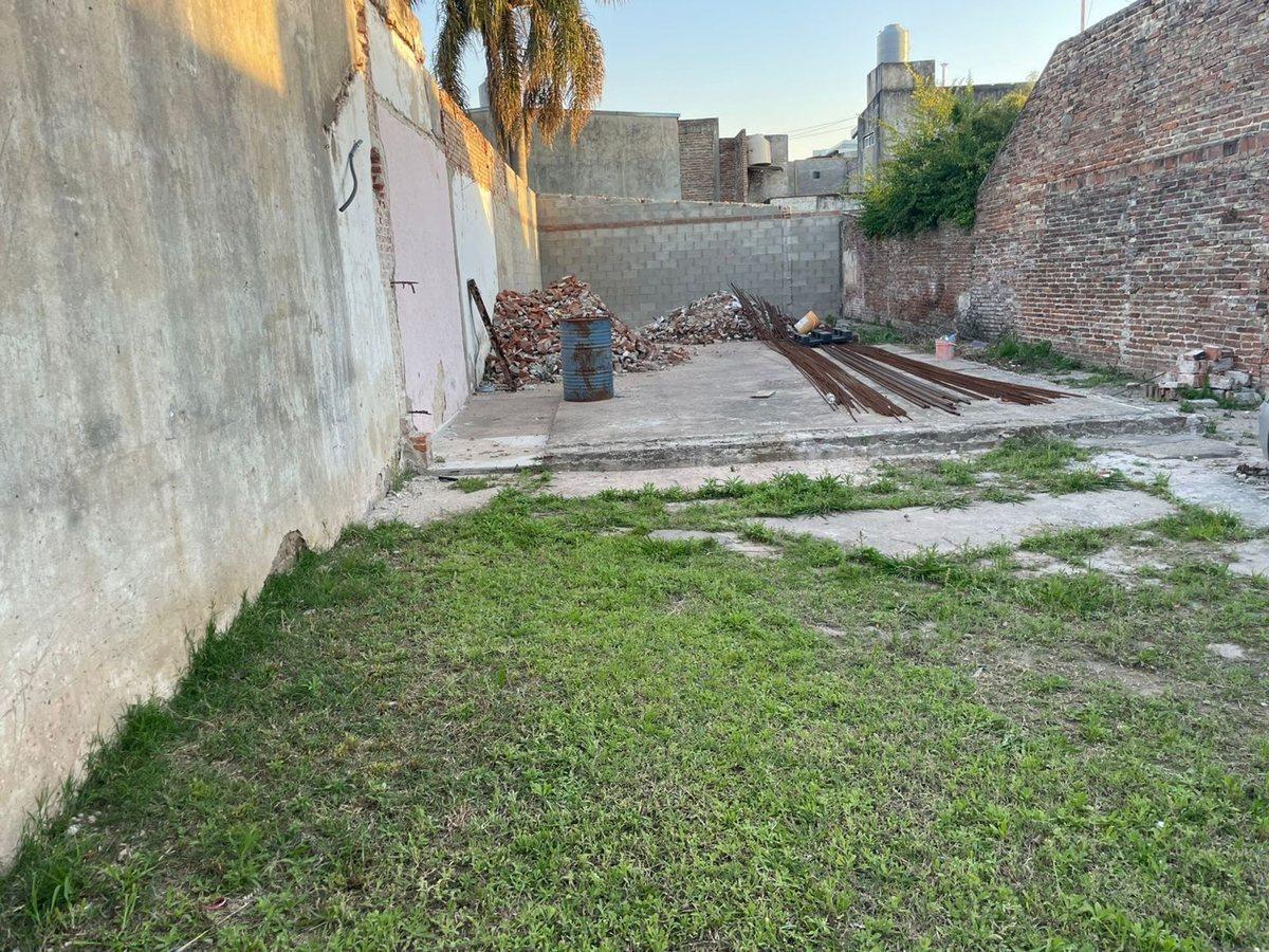 Foto de VENTA TERRENO PARA CONSTRUIR - (8 X 27.3), imagen 3