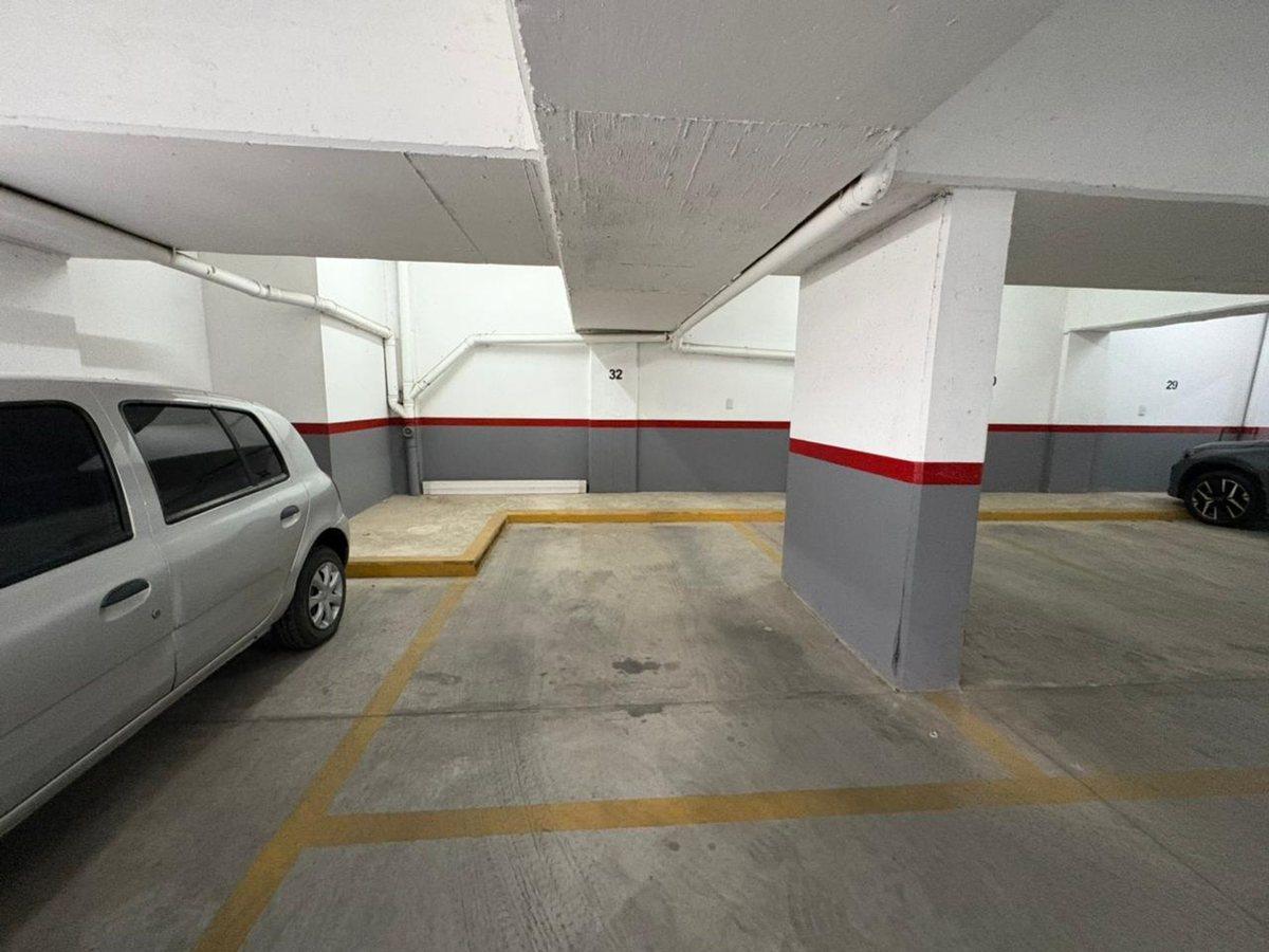 Foto de VENTA COCHERA PLENO CENTRO, imagen 2