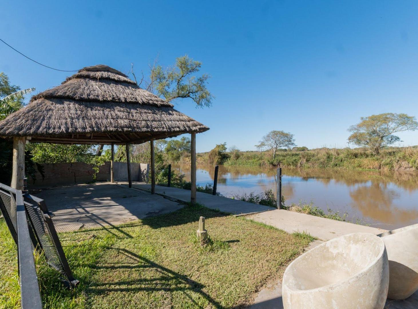 Foto de Casa con salida al río en Arroyo Leyes | Venta, imagen 2