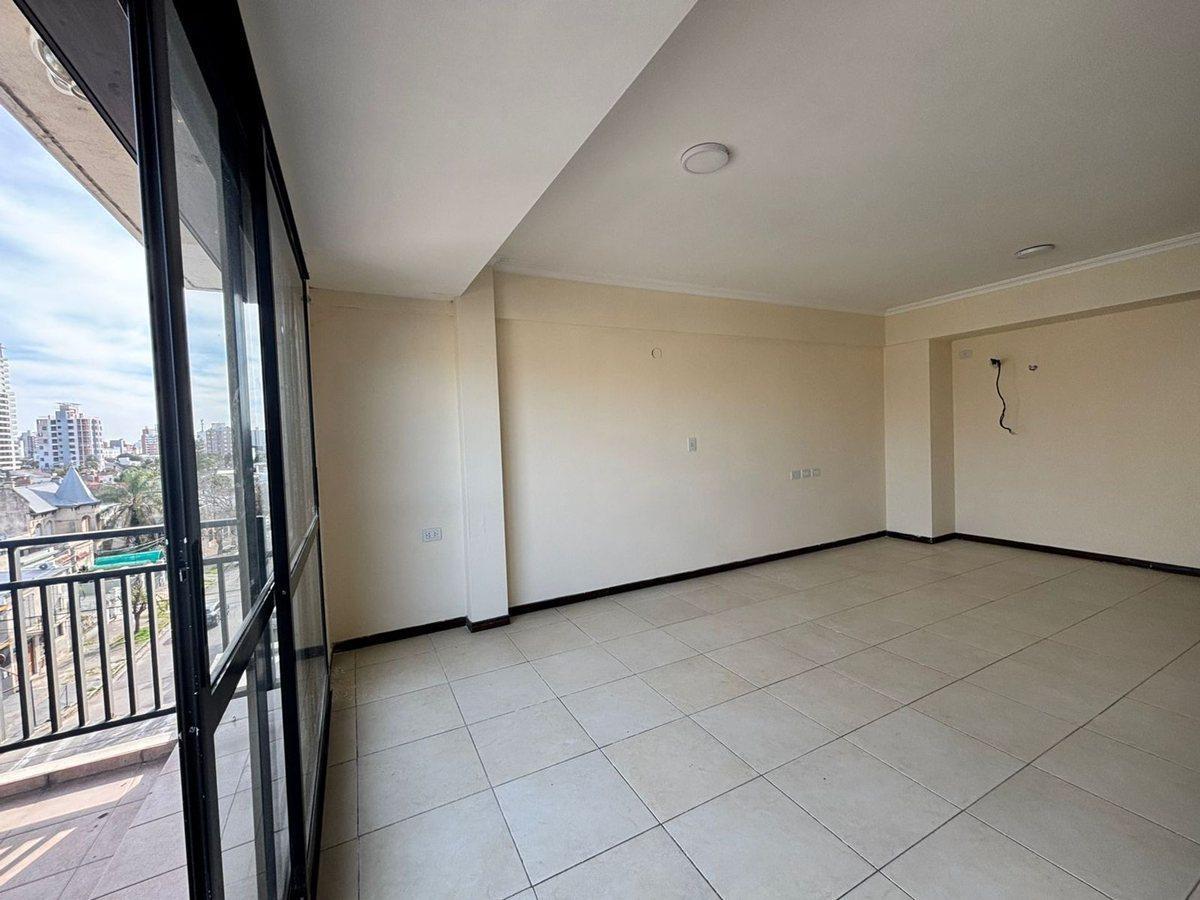 Foto de Depto de 2 dorm + balcón con asador en Candioti, imagen 1
