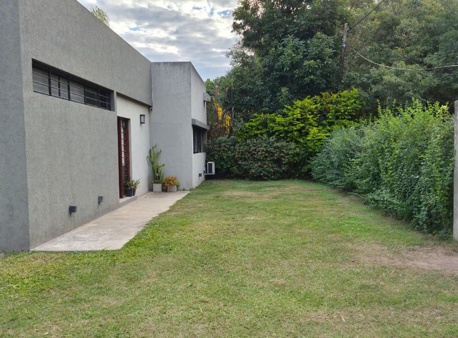Foto de Casa con pileta Km 10 Ruta 1, imagen 5