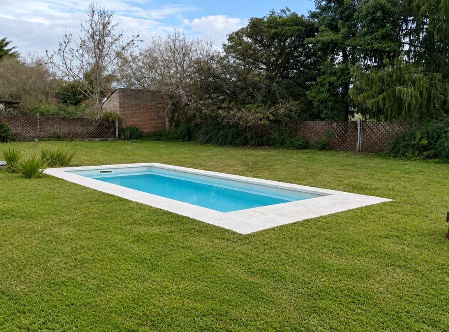 Foto de Casa con pileta Km 10 Ruta 1, imagen 1