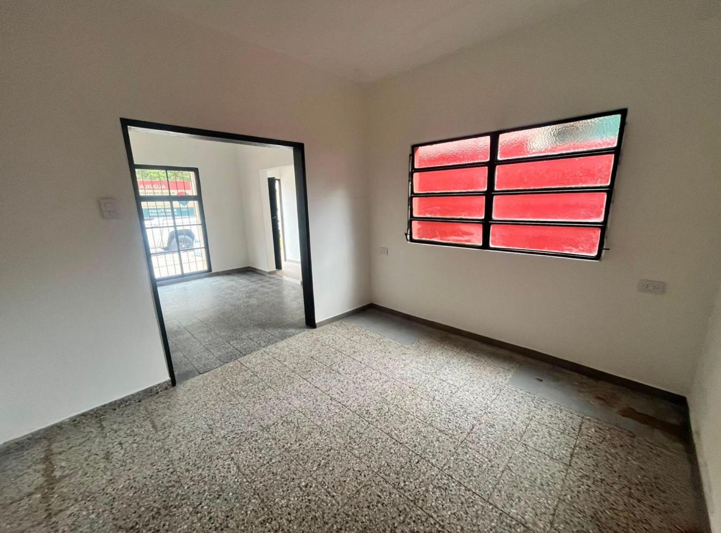 Foto de DEPARTAMENTO EN PLANTA BAJA EN ALQUILER, imagen 2