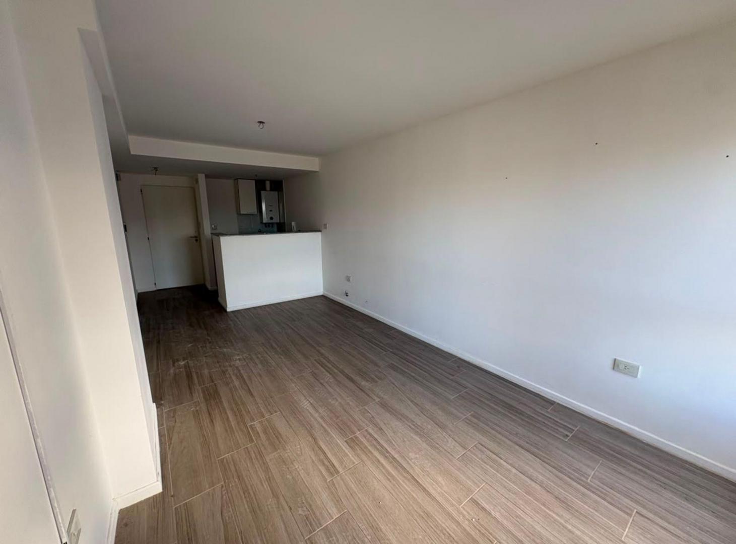 Foto de ALQUILER DPTO 1 DORMITORIO EN AV. FREYRE, CAM., imagen 4