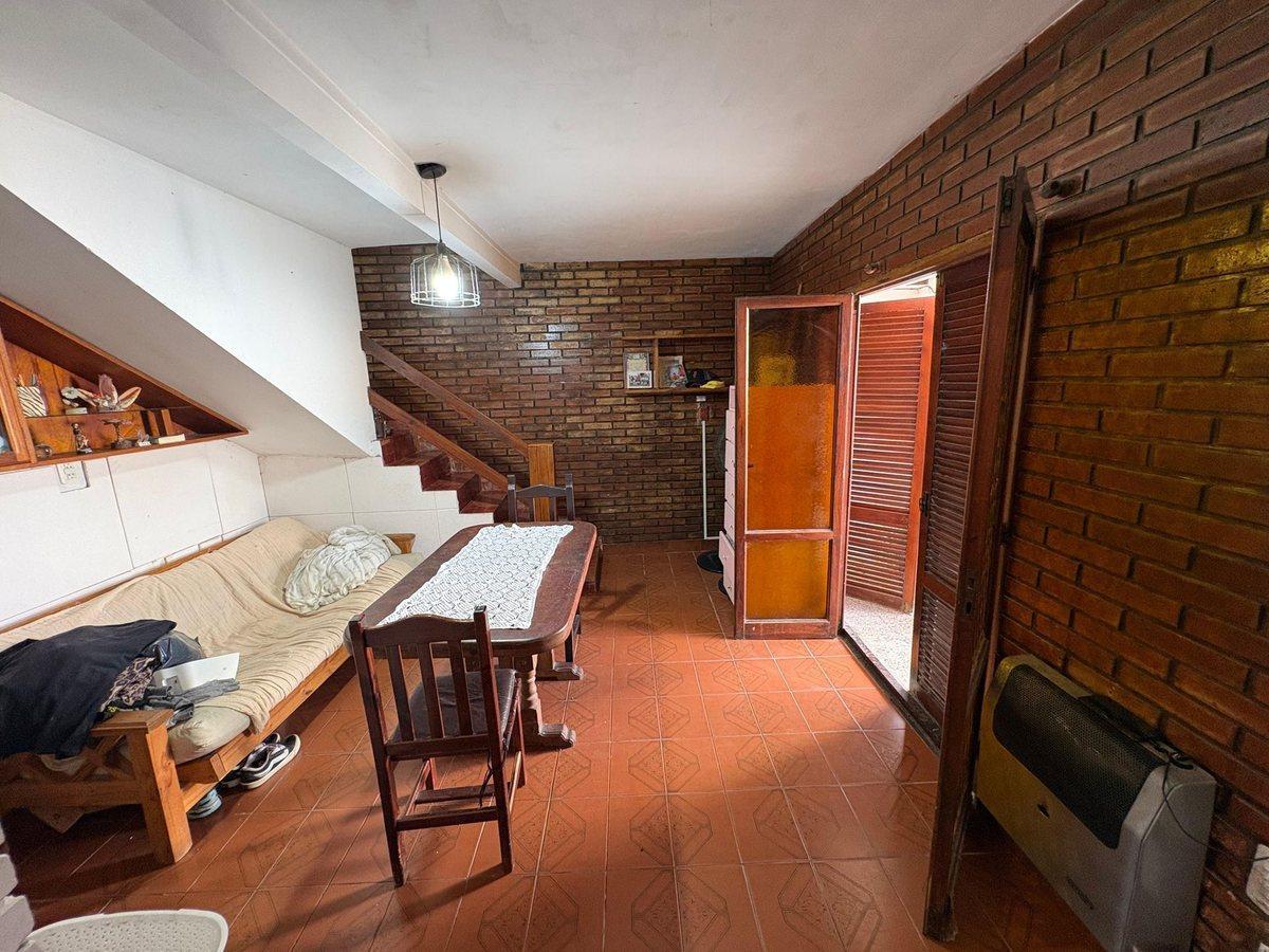 Foto de VENTA CASA INTERNA SARGENTO CABRAL, 3 DORM + PATIO, imagen 5