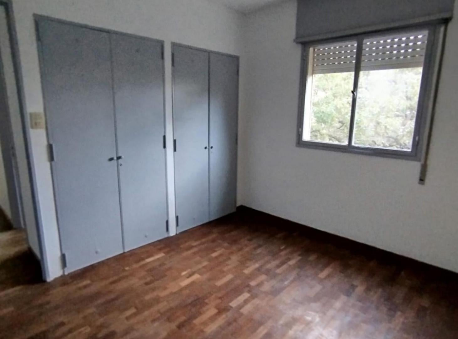 Foto de Dpto renovado amplias dimensiones 3 Dorm., imagen 3