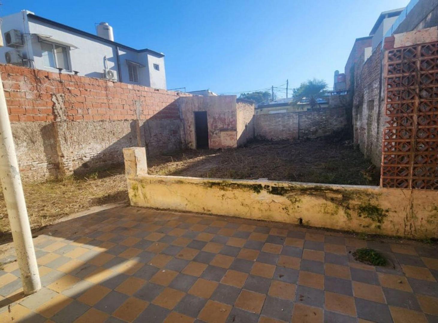 Foto de Casa a refaccionar en zona estratégica, imagen 1