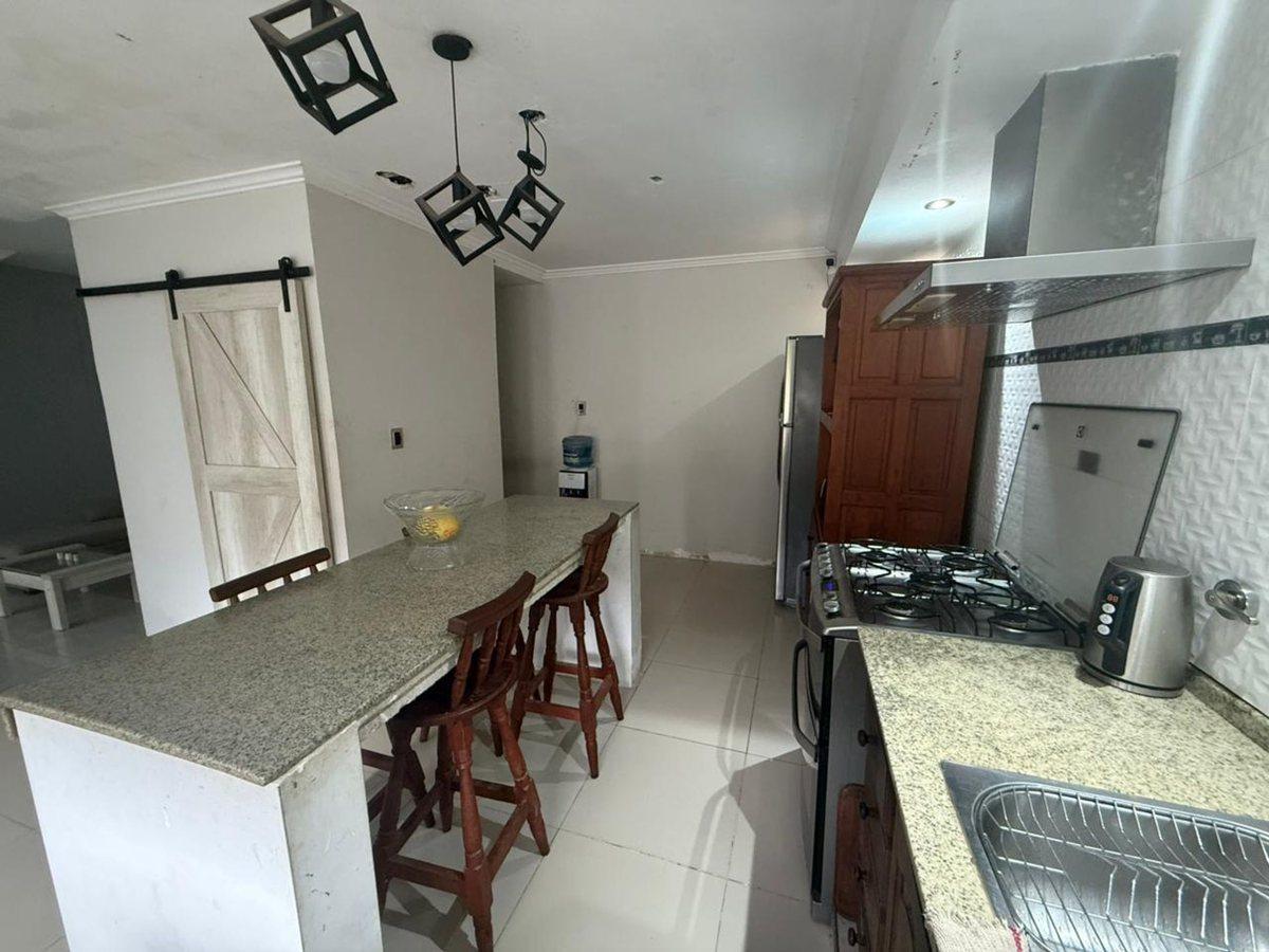 Foto de venta de casa en Z .Norte con cochera patio pileta, imagen 5