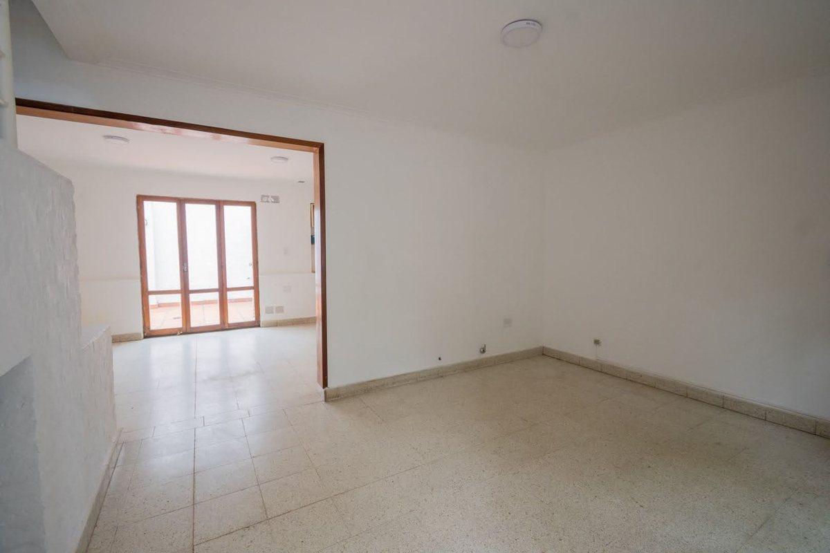 Foto de CASA EN VENTA – BARRIO GUADALUPE, imagen 2