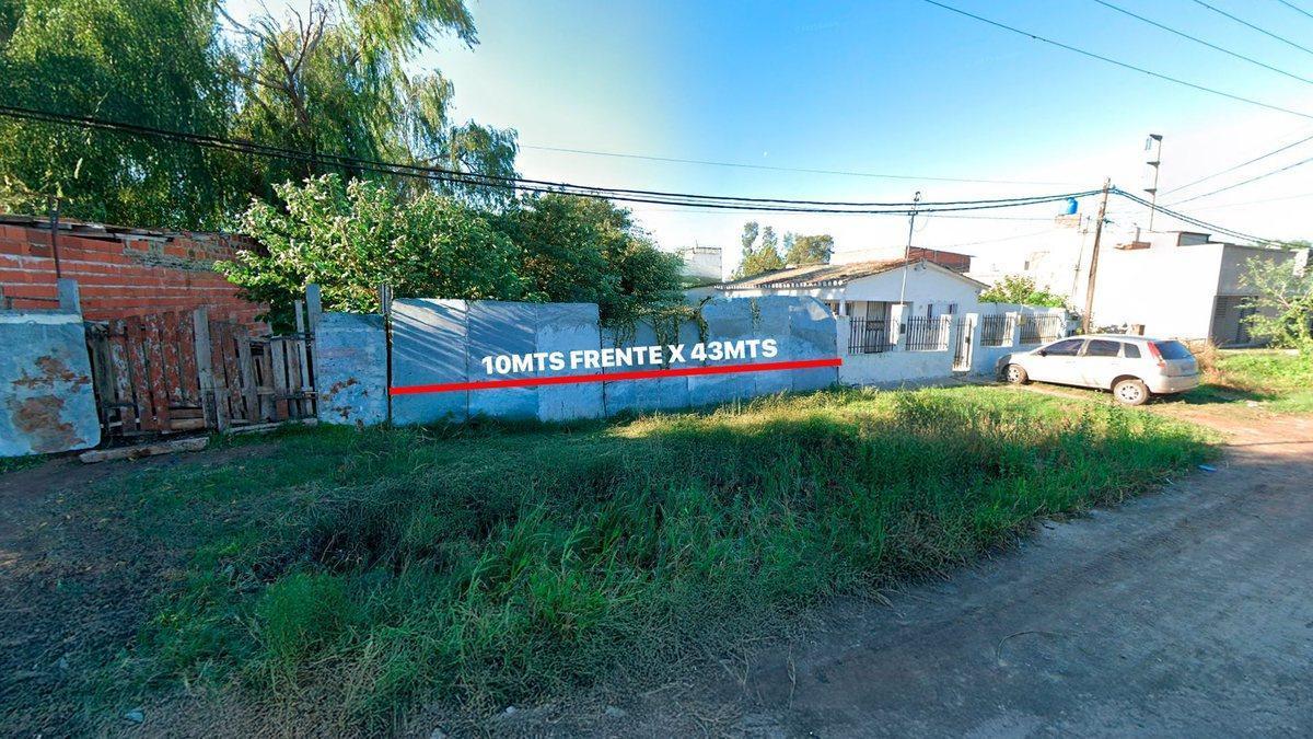 Foto de TERRENO EN VENTA A MTS DE AVDA PEÑALOZA, imagen 2
