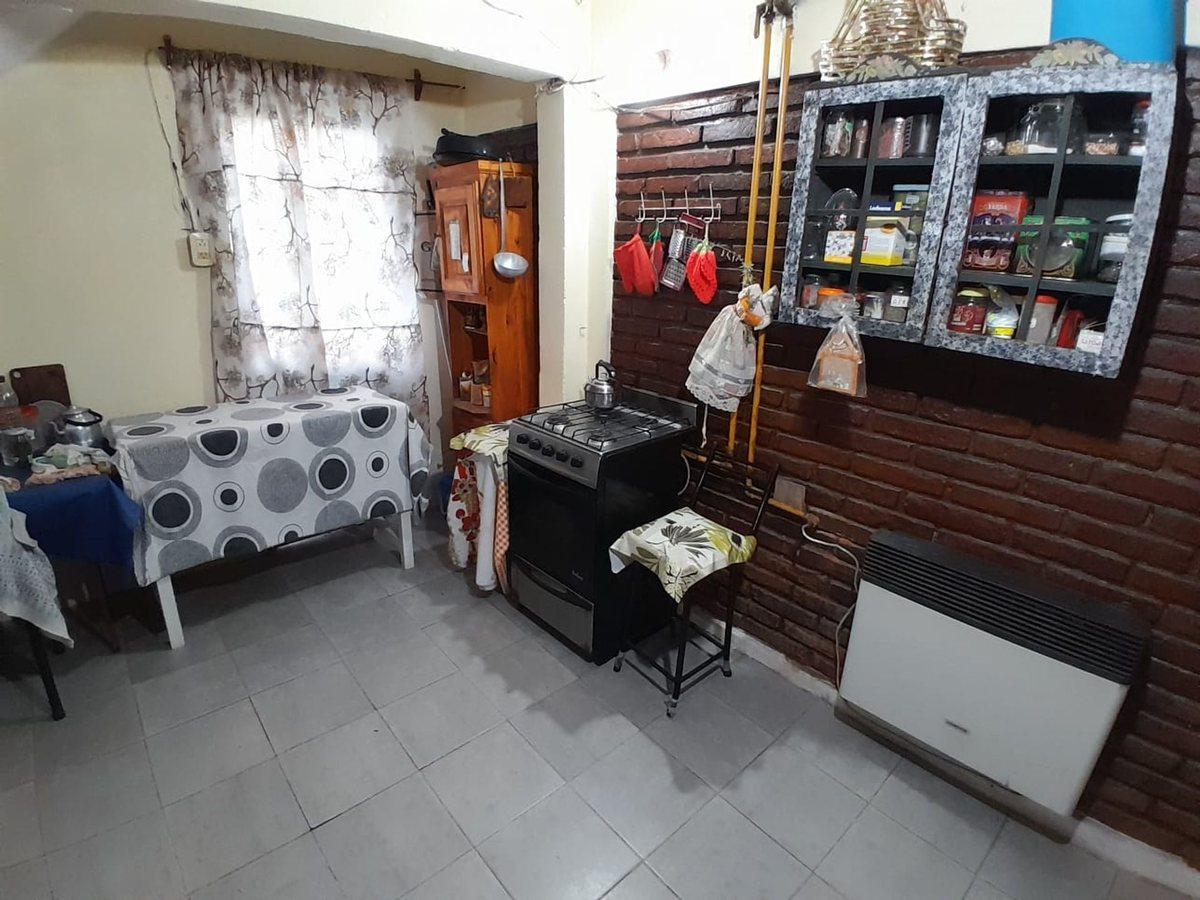 Foto de VENTA CASA QUINTA 2 DORM PILETA ALTOS DEL SAUCE, imagen 1