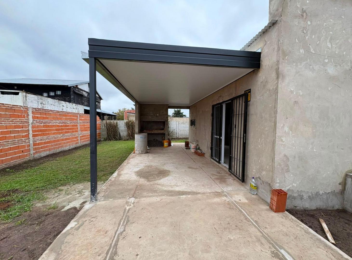 Foto de CASA A ESTRENAR DE DOS DORMITORIOS,COCHERA PATIO., imagen 3
