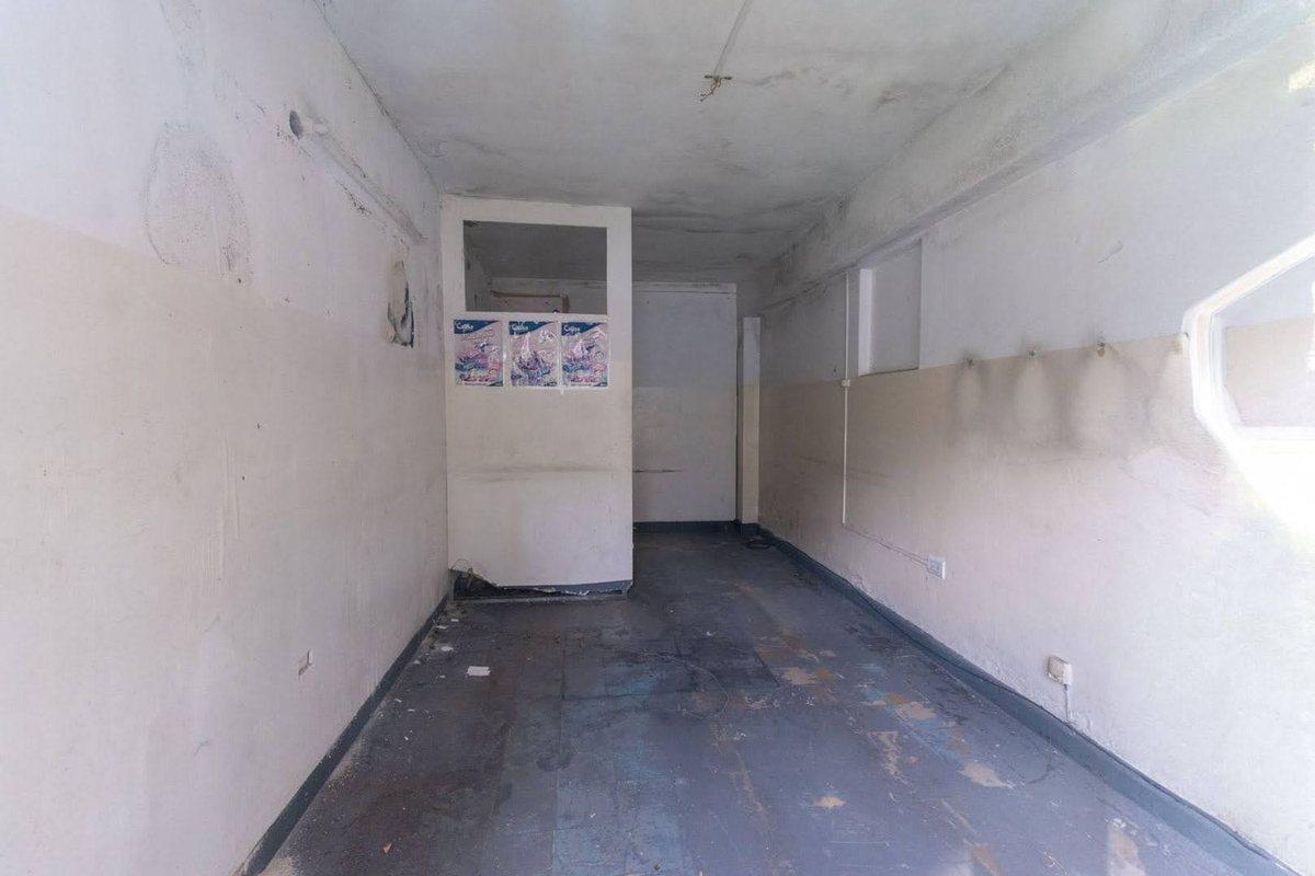 Foto de Venta casa a refaccionar sobre Av Galicia, imagen 4