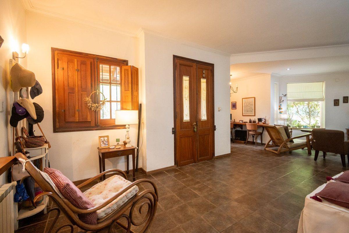Foto de Casa Quinta con Pileta en Colastiné Norte - 1319m2, imagen 2